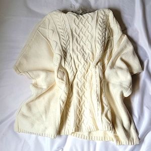 NWT GAP Cable Knit Faux Fur Trim Hooded Cozy Cotton Poncho Sweater Kids XL